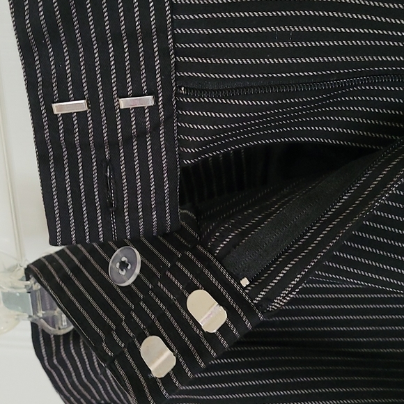 Capri / Crop Pants. Size 18 - Picture 3 of 13